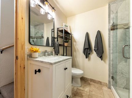 11565 Snowpeak Way, Truckee, CA 96161 Photo