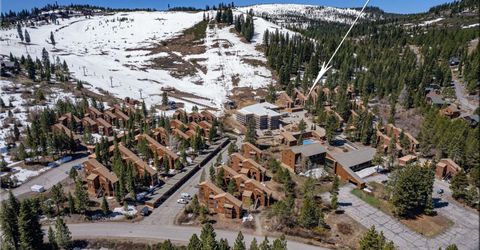 11565 Snowpeak Way, Truckee, CA 96161 Photo