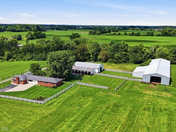 715 N White Street, Shirley, IN 47384