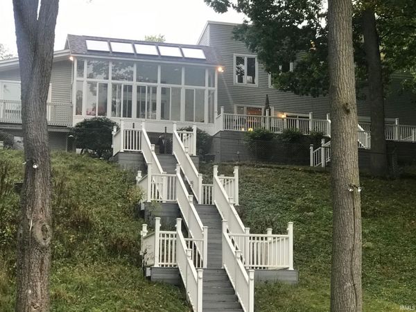 50800 Lilac Road, South Bend, IN 46628