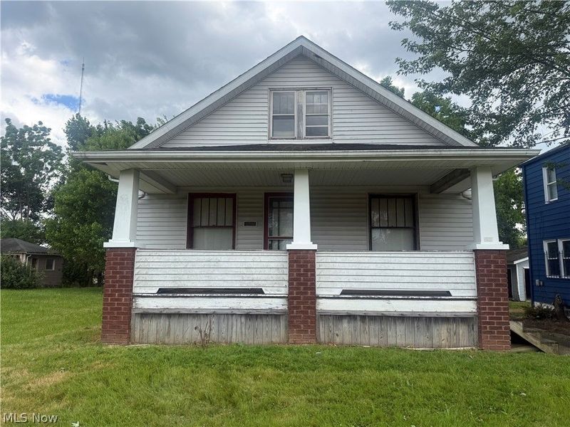 261 Hilton, Youngstown, OH 44507 Photo 1