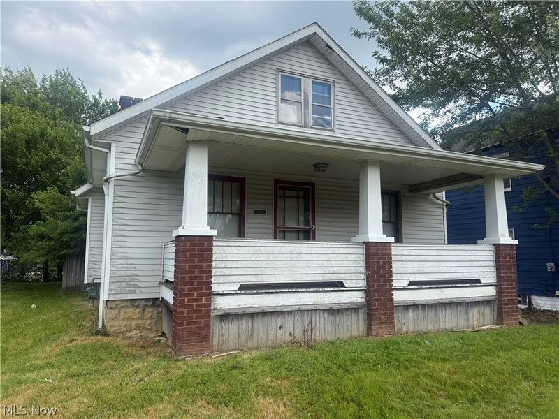 261 Hilton, Youngstown, OH 44507 Photo 3
