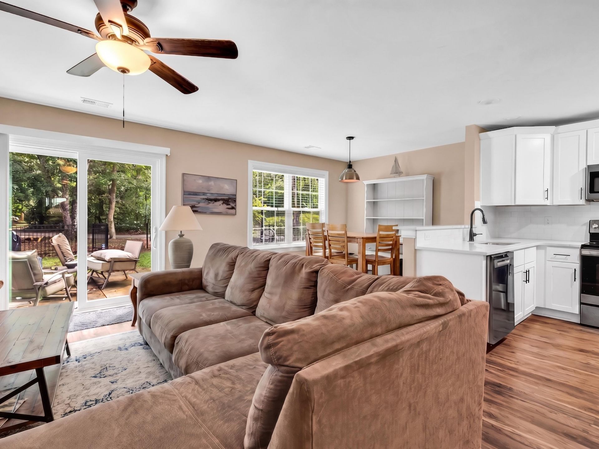 581 Bend Ave.  Photo 28
