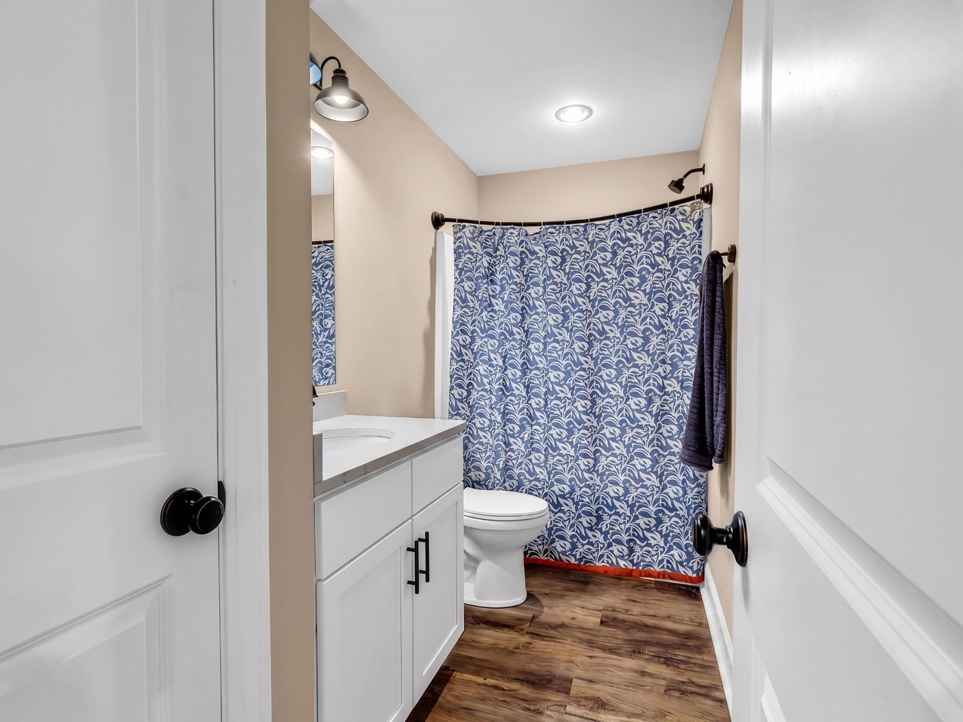 581 Bend Ave.  Photo 32