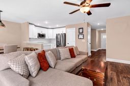 581 Bend Ave.  photo 4