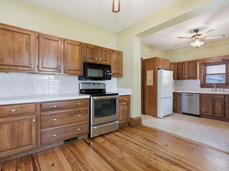 484 County Line Road W, Westerville, OH 43082 Photo 9