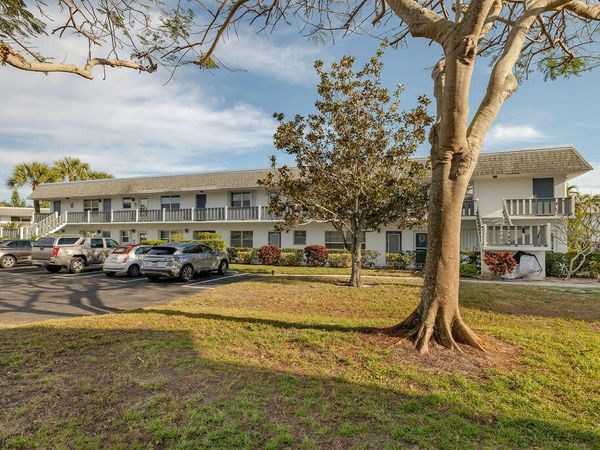 2929 SE Ocean Boulevard, Unit 130, Stuart, FL 34996