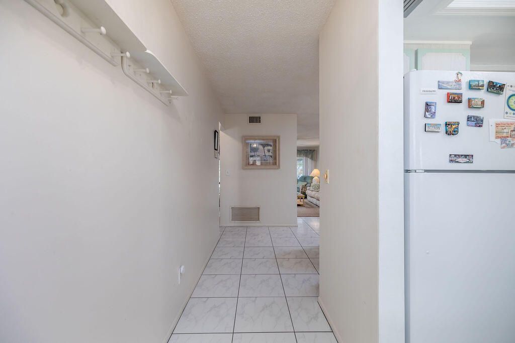 2929 SE Ocean Boulevard, Unit 130-8, Stuart, FL 34996 Photo
