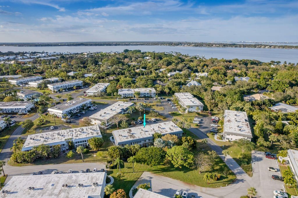 2929 SE Ocean Boulevard, Unit 130-8, Stuart, FL 34996 Photo