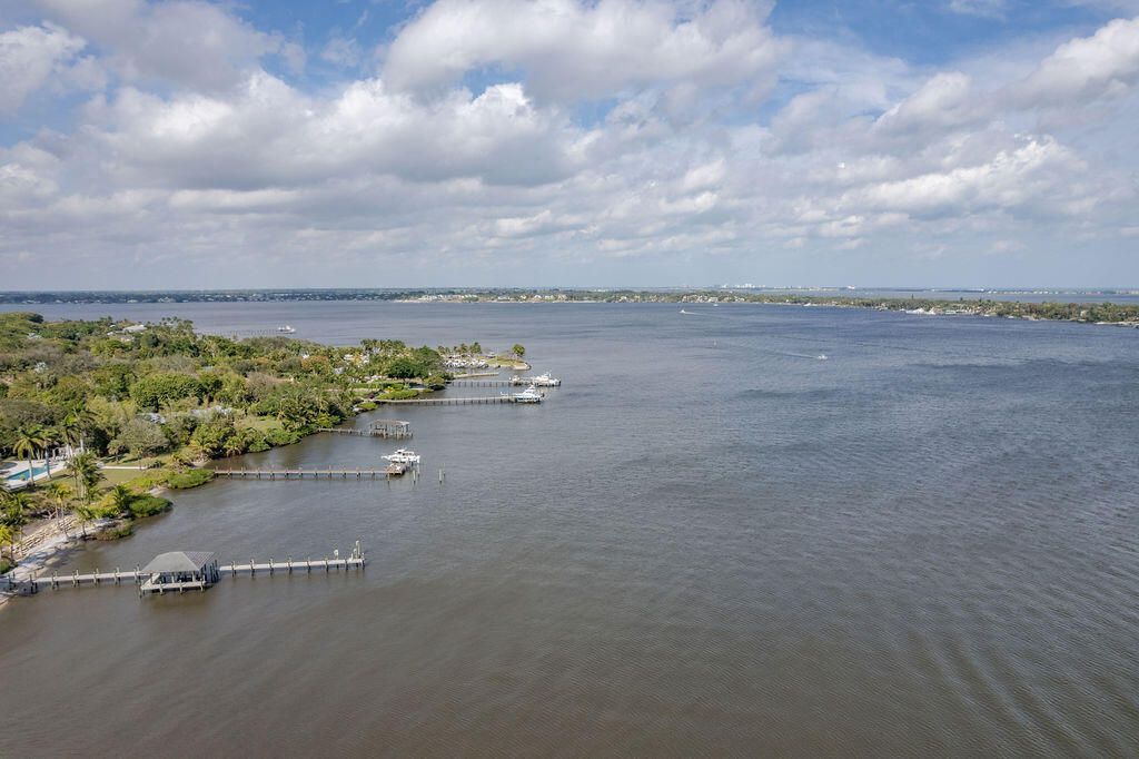 2929 SE Ocean Boulevard, Unit 130-8, Stuart, FL 34996 Photo