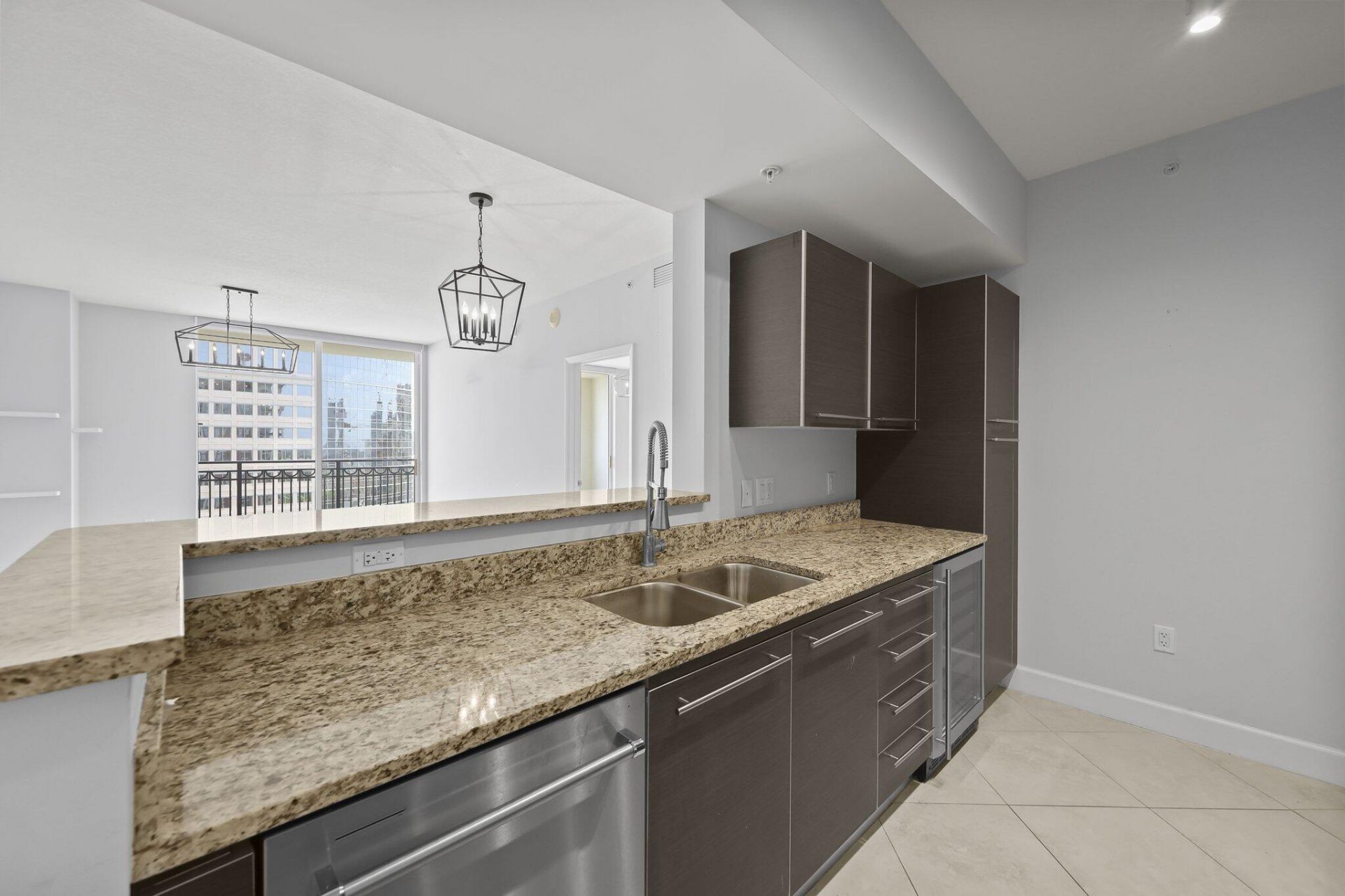 550 Okeechobee Boulevard, Unit 1609, West Palm Beach, FL 33401 Photo
