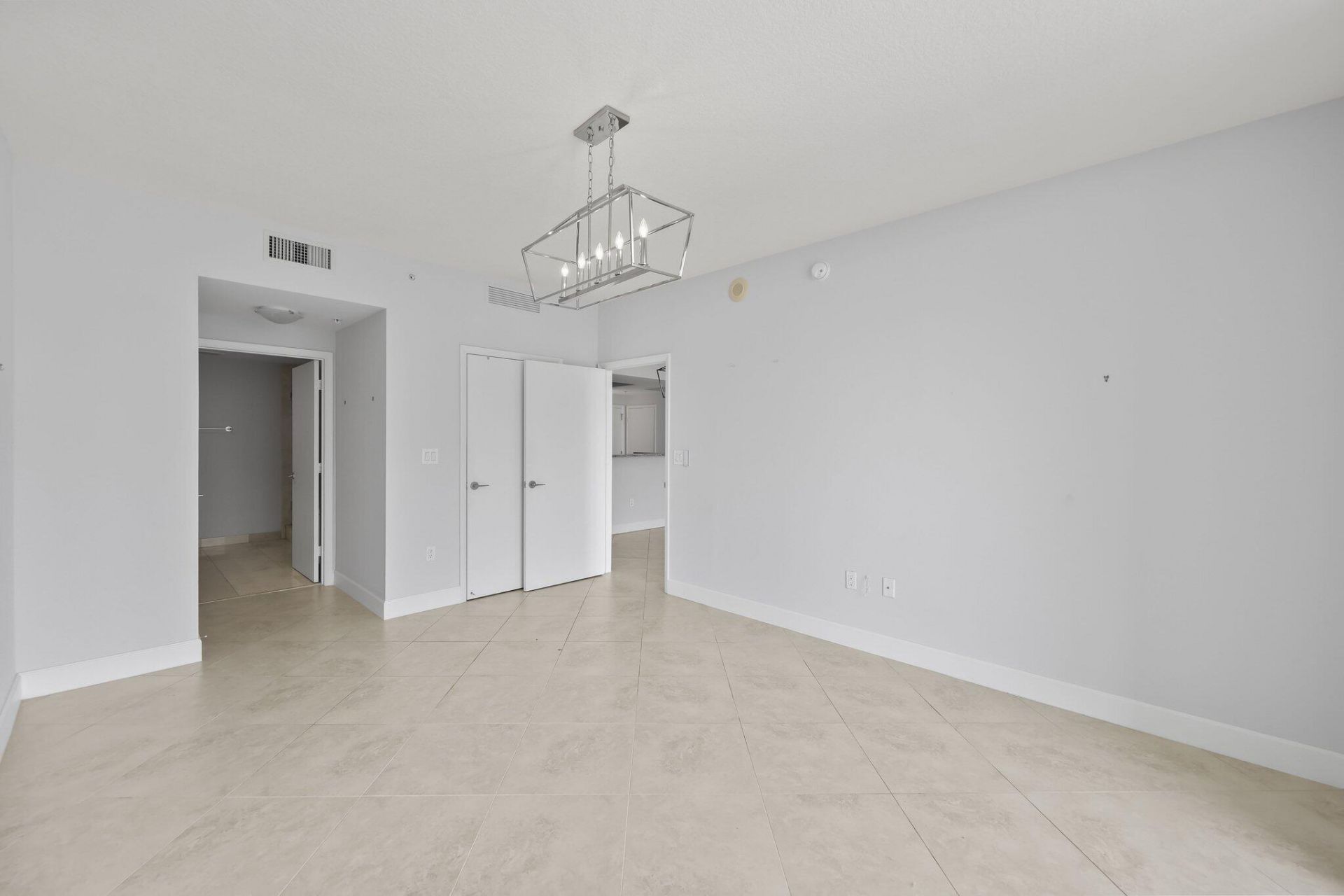550 Okeechobee Boulevard, Unit 1609, West Palm Beach, FL 33401 Photo