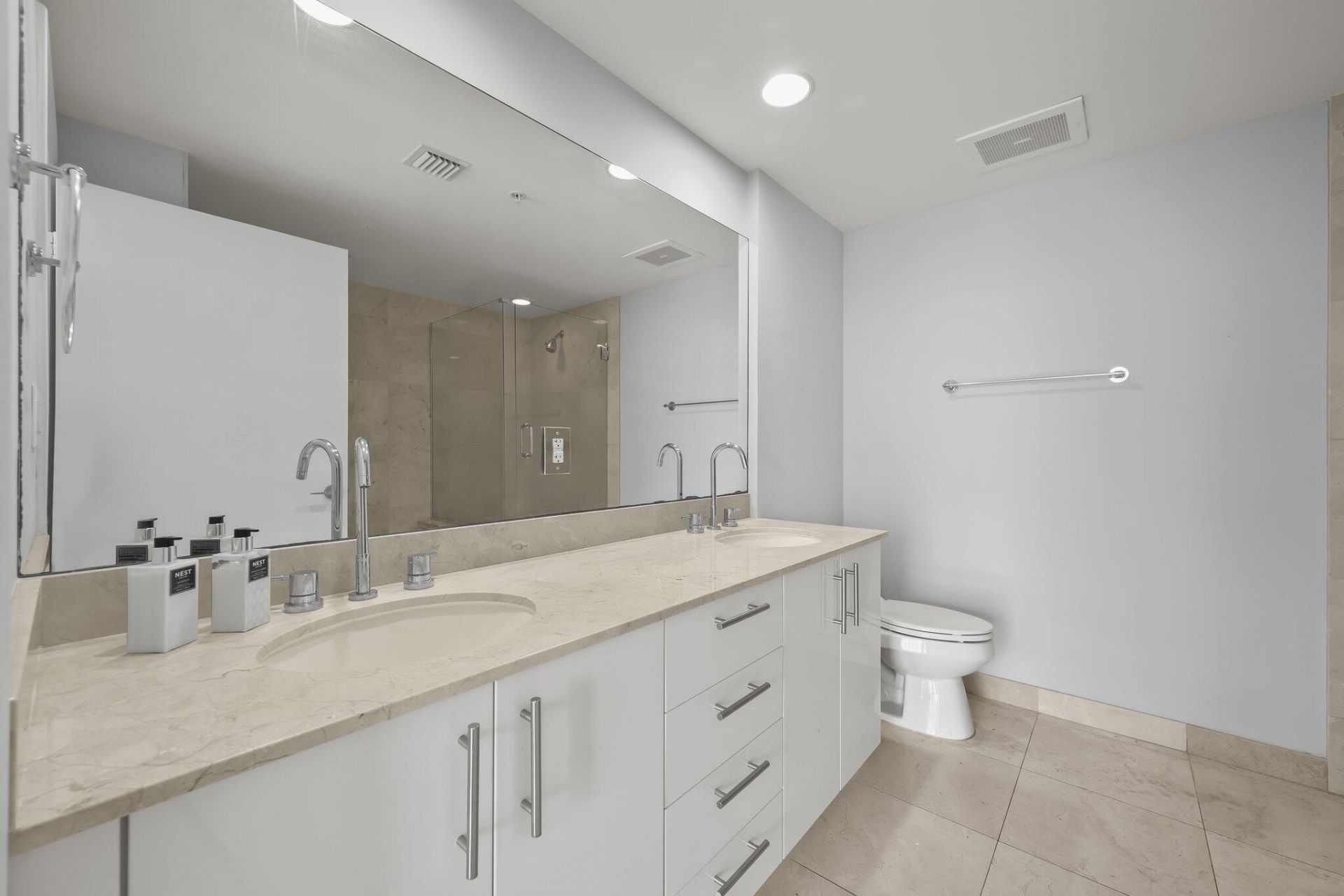 550 Okeechobee Boulevard, Unit 1609, West Palm Beach, FL 33401 Photo