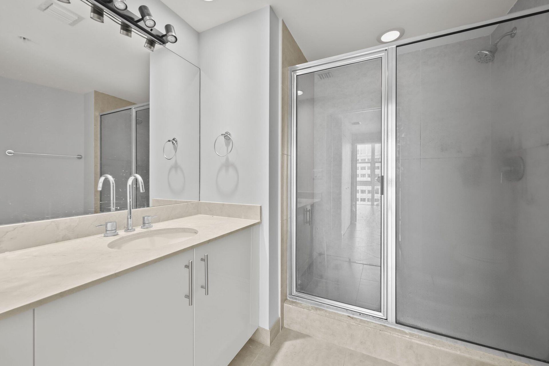 550 Okeechobee Boulevard, Unit 1609, West Palm Beach, FL 33401 Photo