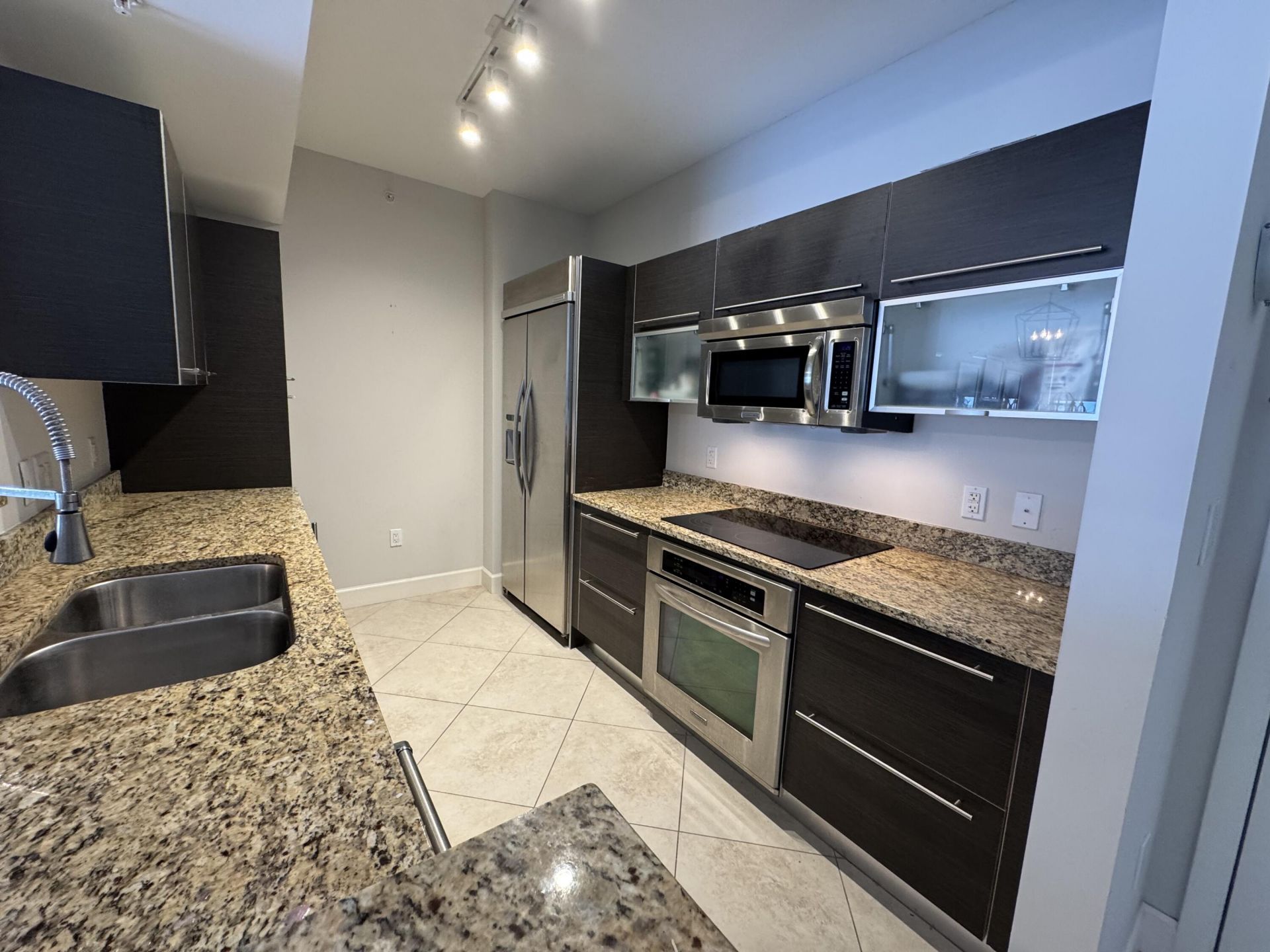 550 Okeechobee Boulevard, Unit 1609, West Palm Beach, FL 33401 Photo