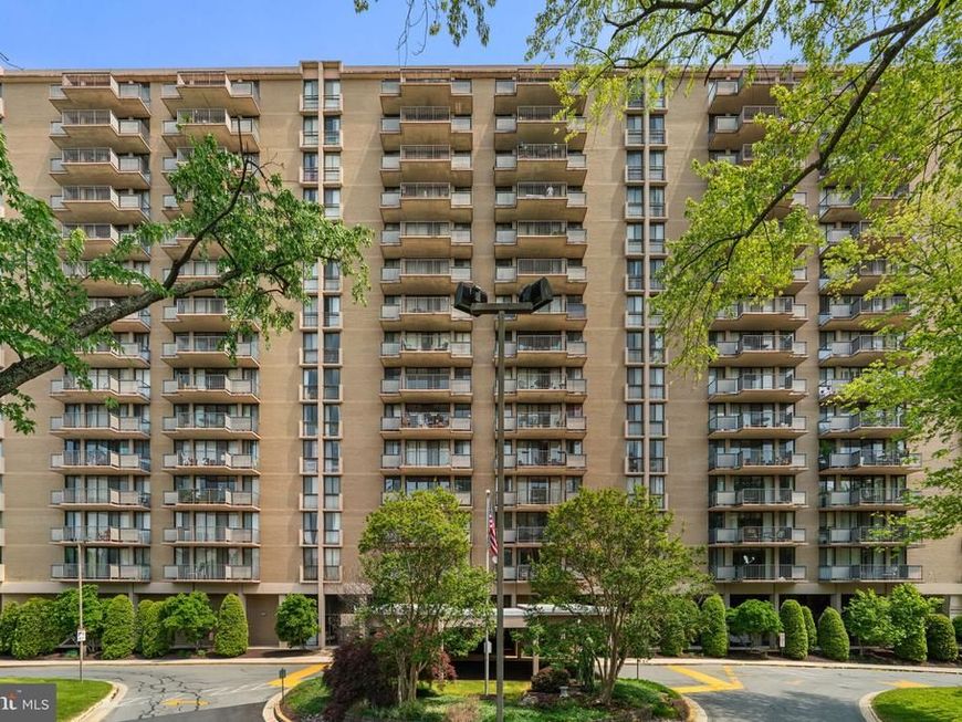 6100 Westchester Park Drive , Unit 1117, College Park, MD 20740 Main Photo
