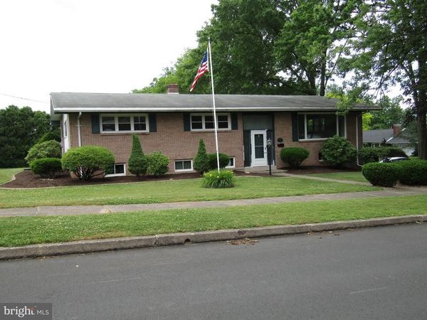 1820 SHIFFLER AVENUE , WILLIAMSPORT, PA 17701