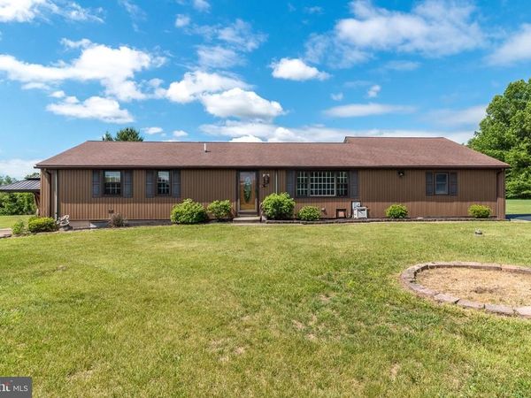 1613 N 5TH STREET, PERKASIE, PA 18944