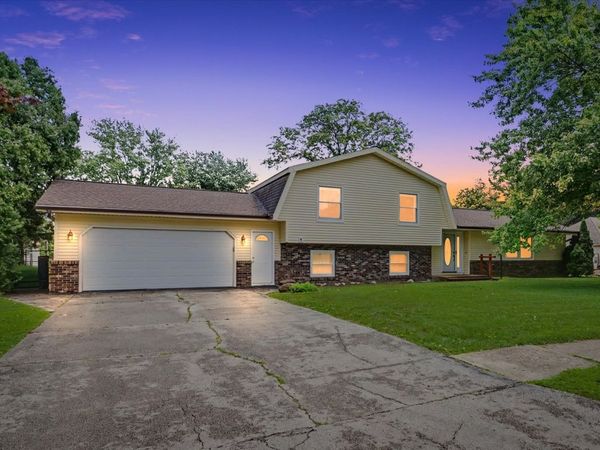 2006 Cindy Lynn Street , Urbana, IL 61802