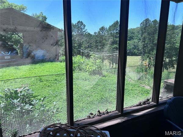 183 Kehner Road , Steelville, MO 65565