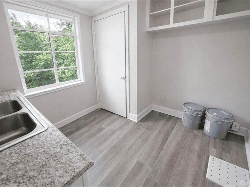3546-3552 Stanford Place, Dayton, OH 45406 Photo 2