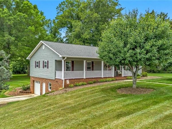 698 Oak Grove Church Road, Millers Creek, NC 28651