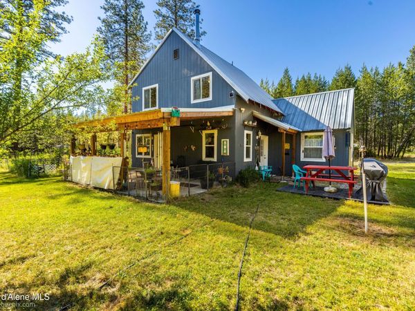 89 Jada Dr , Blanchard, ID 83804