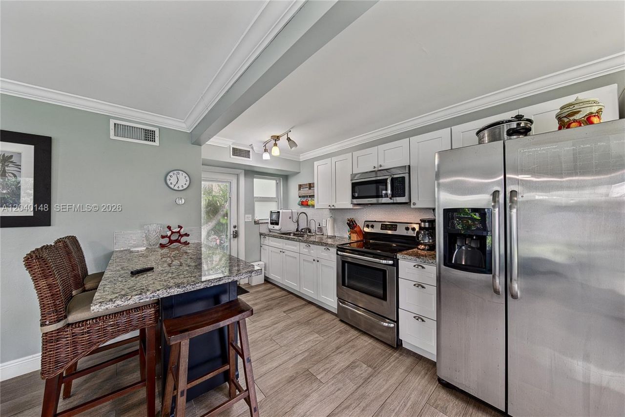 4325 Bougainvilla Dr , Lauderdale by the Sea, FL 33308 Photo