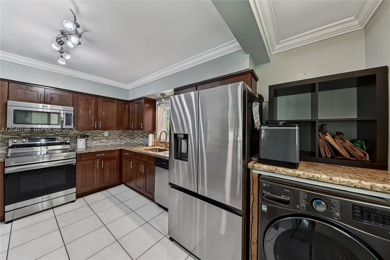 4325 Bougainvilla Dr , Lauderdale by the Sea, FL 33308 Photo