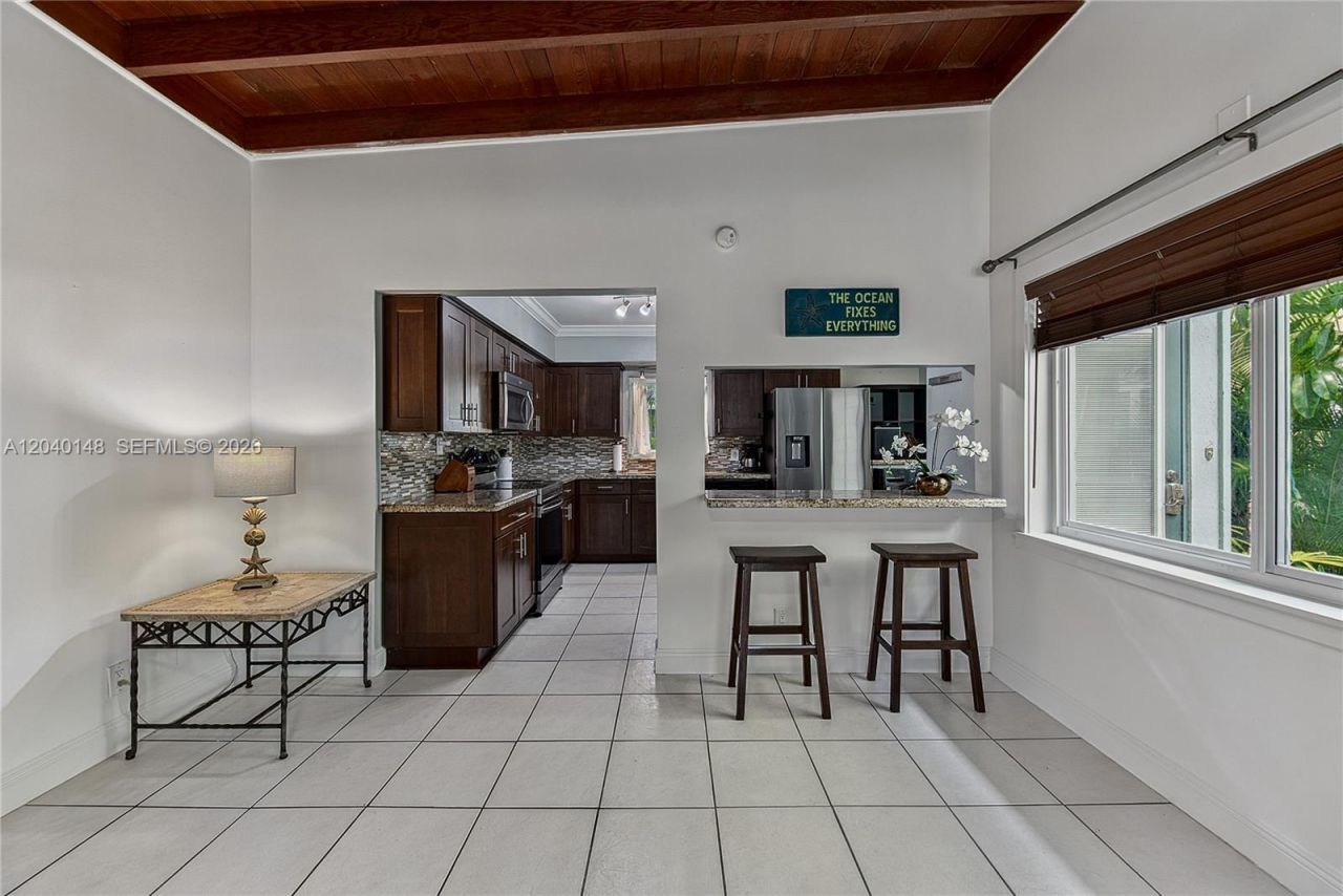 4325 Bougainvilla Dr , Lauderdale by the Sea, FL 33308 Photo