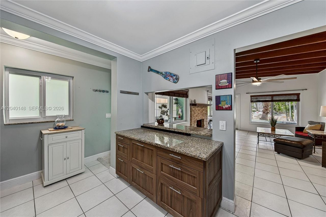 4325 Bougainvilla Dr , Lauderdale by the Sea, FL 33308 Photo