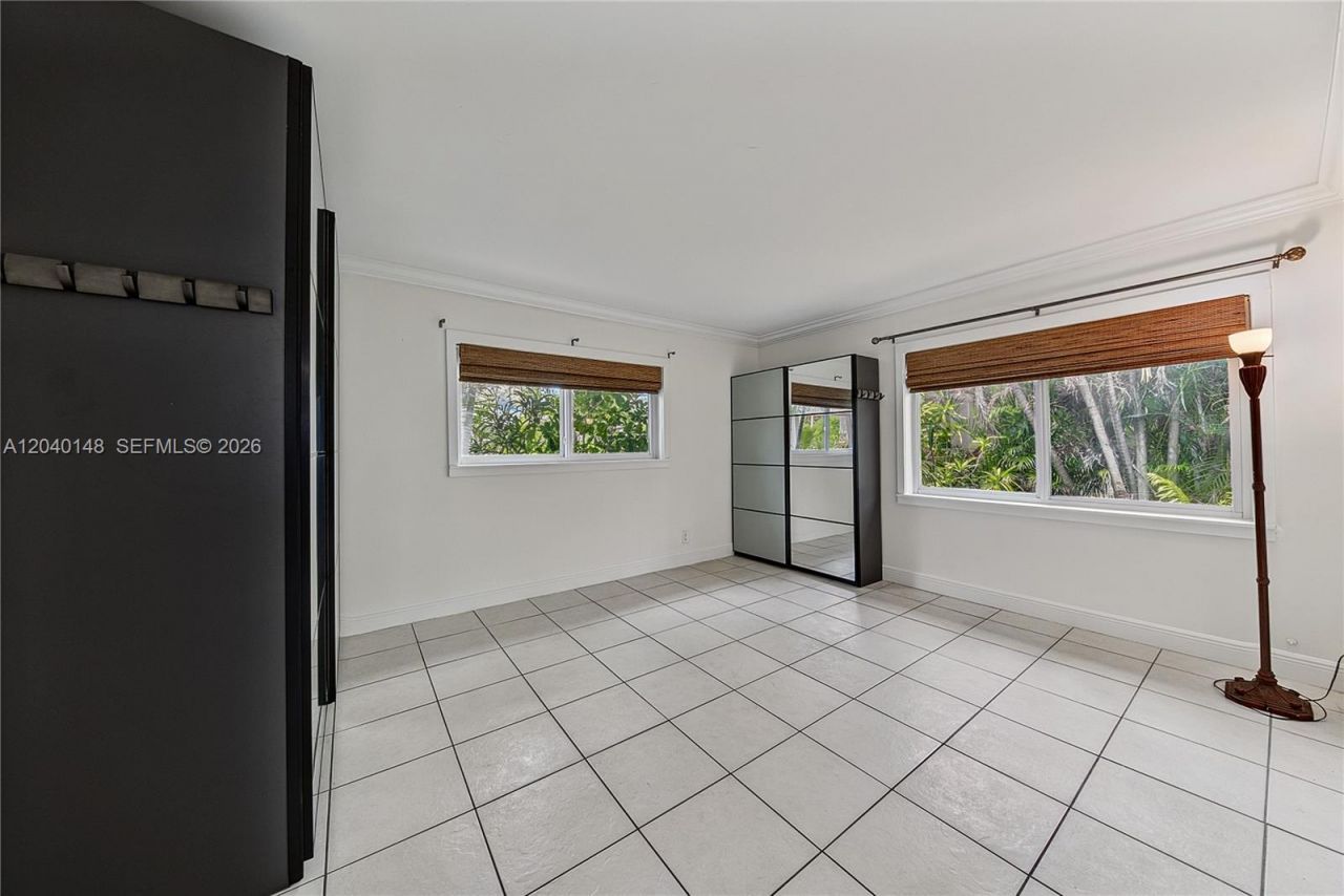 4325 Bougainvilla Dr , Lauderdale by the Sea, FL 33308 Photo