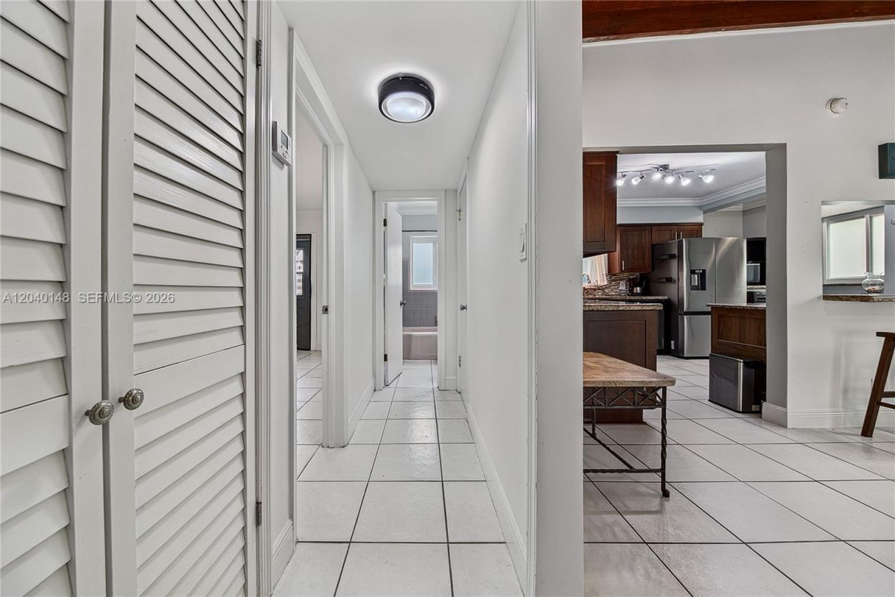 4325 Bougainvilla Dr , Lauderdale by the Sea, FL 33308 Photo