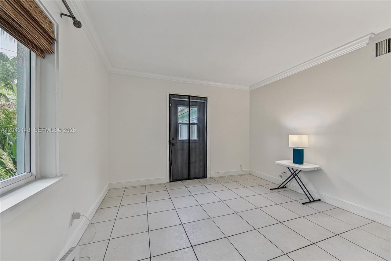 4325 Bougainvilla Dr , Lauderdale by the Sea, FL 33308 Photo
