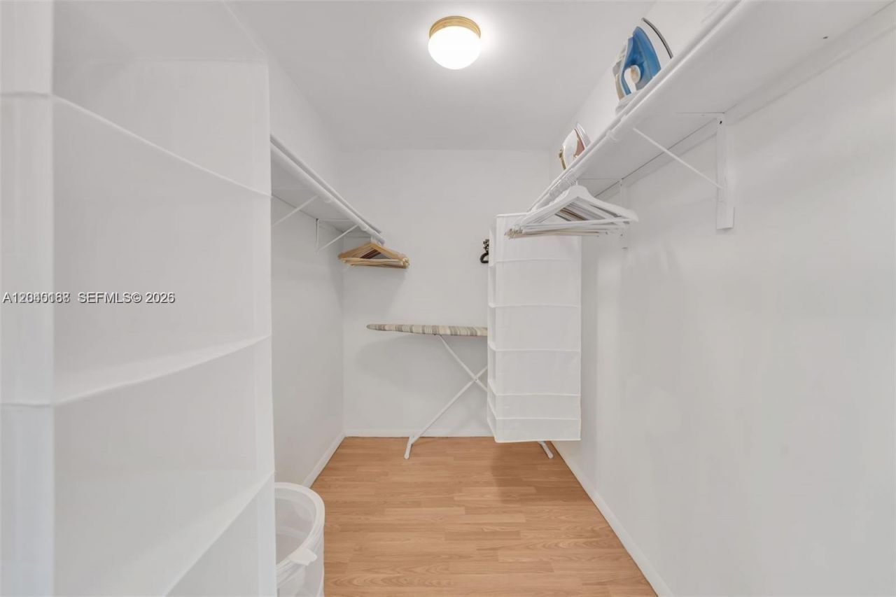 17900 N Bay Rd, Unit 603, Sunny Isles Beach, FL 33160 Photo