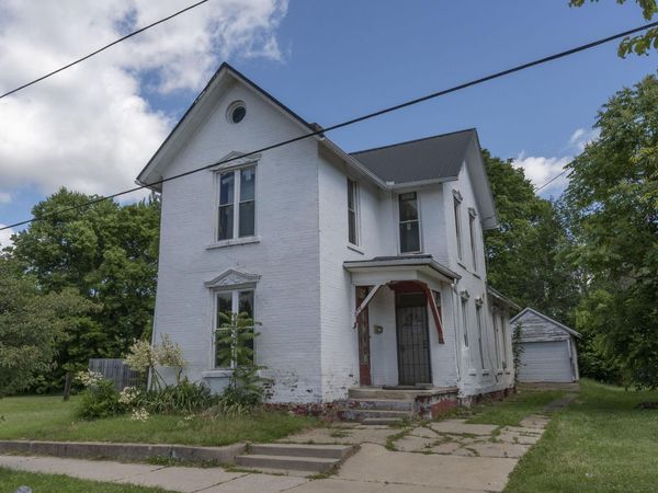 154 Middlebury Street, Elkhart, IN 46516