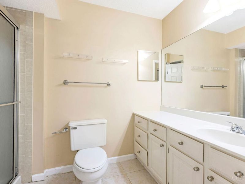 10555 Montgomery Road, Unit 77, Montgomery, OH 45242 Photo 11
