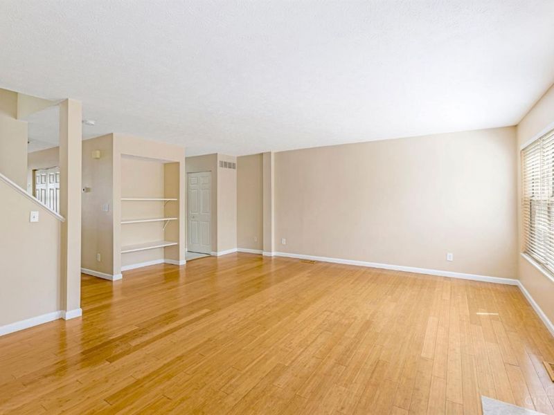 10555 Montgomery Road, Unit 77, Montgomery, OH 45242 Photo 29