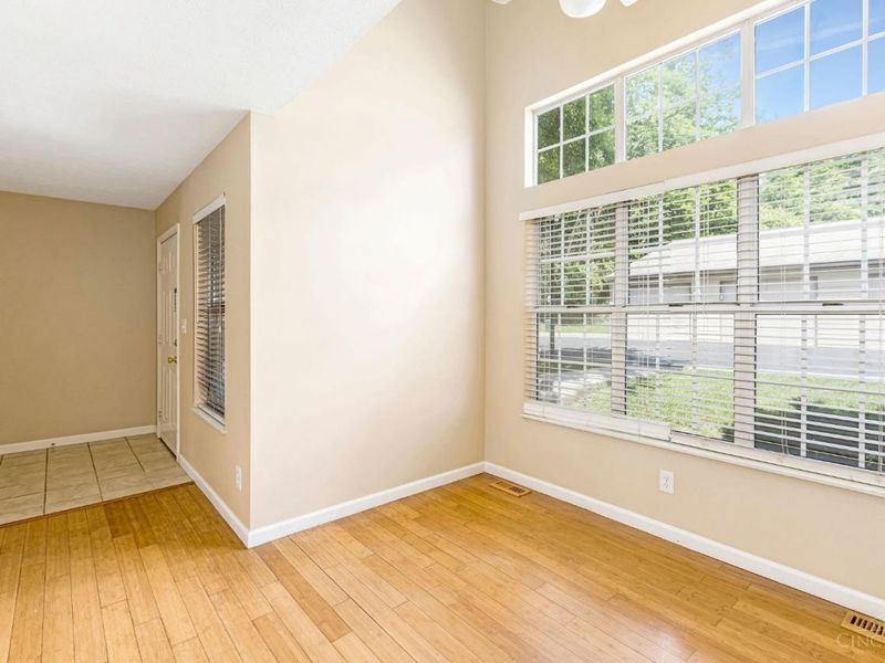 10555 Montgomery Road, Unit 77, Montgomery, OH 45242 Photo 33