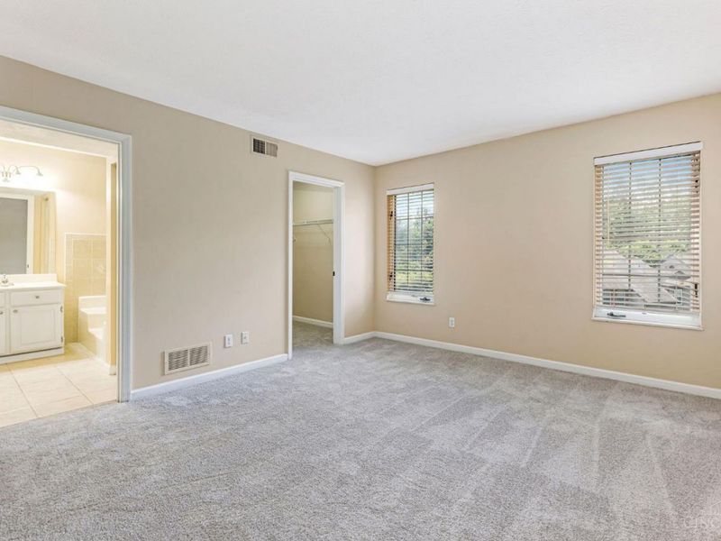 10555 Montgomery Road, Unit 77, Montgomery, OH 45242 Photo 39