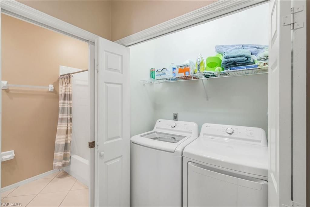 8247 Parkstone Pl , Unit 205, Naples, FL 34120 Photo