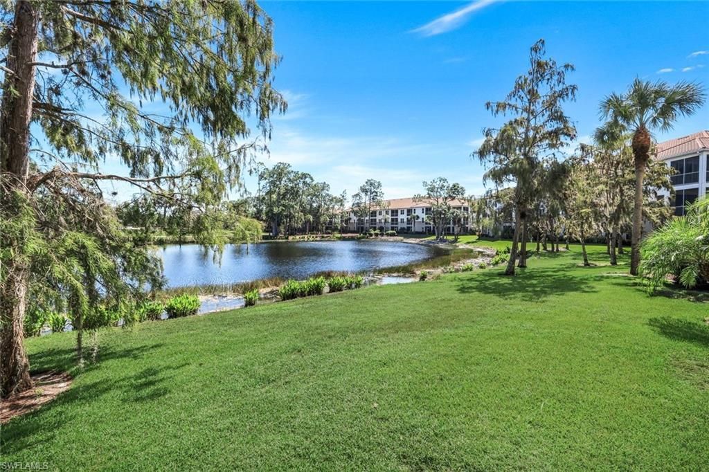 8247 Parkstone Pl , Unit 205, Naples, FL 34120 Photo