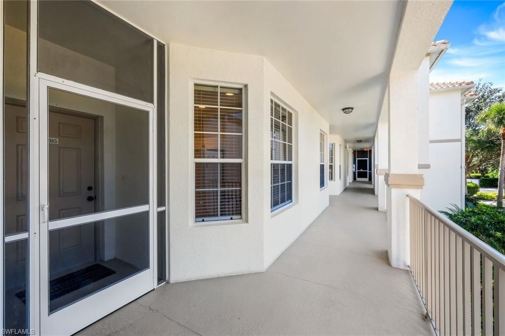 8247 Parkstone Pl , Unit 205, Naples, FL 34120 Photo