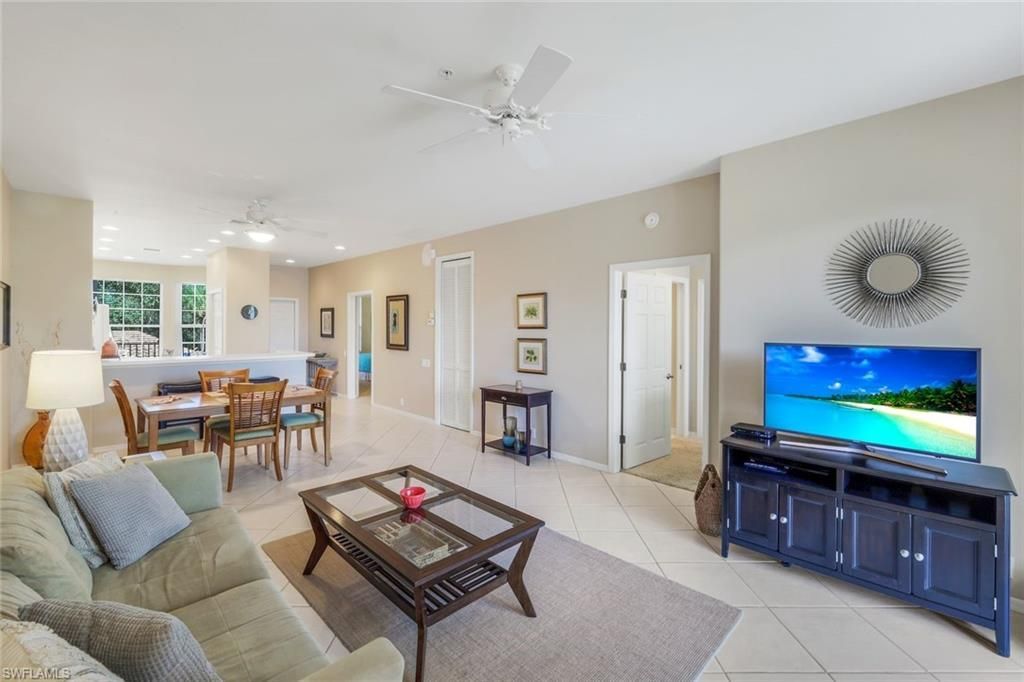 8247 Parkstone Pl , Unit 205, Naples, FL 34120 Photo