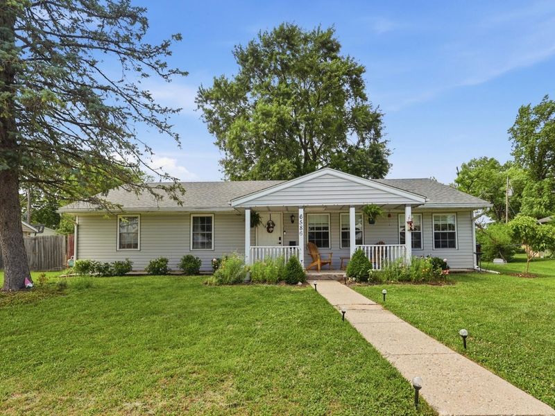 6586 Sterling Drive, Enon, OH 45323 Photo 2
