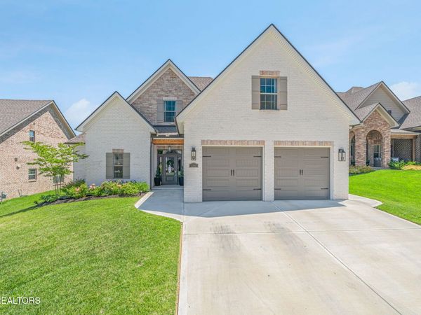 12042 Avery Manor Lane, Knoxville, TN 37932