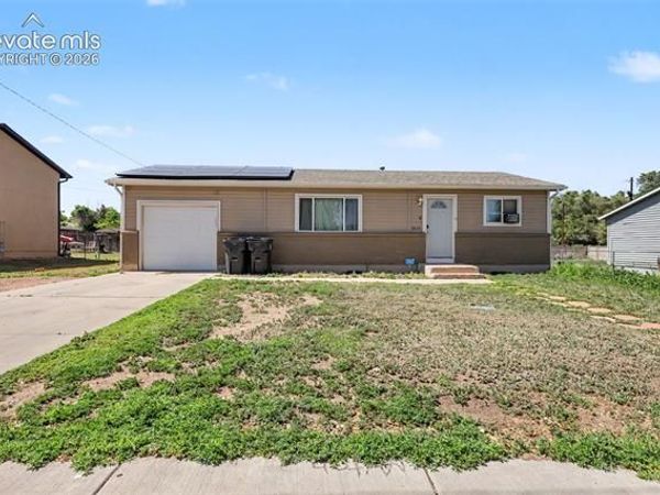 2610 Glenwood Drive, Colorado Springs, CO 80906