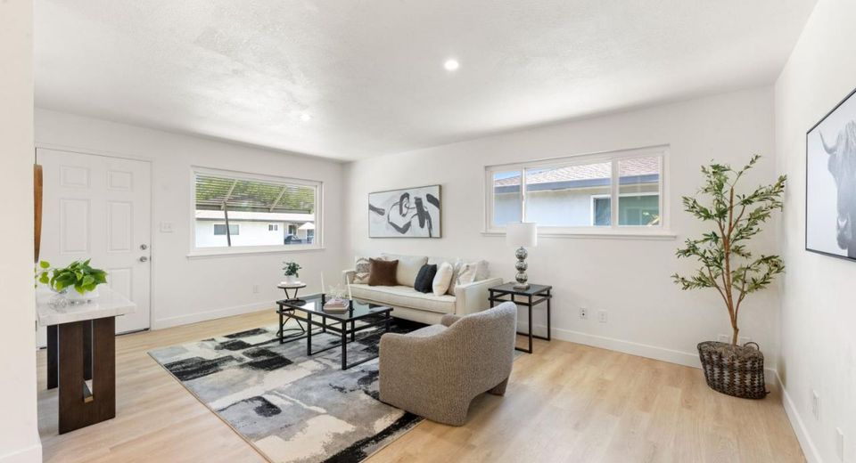 301 Harding Blvd #4, Unit 4, Roseville, CA 95678 Photo