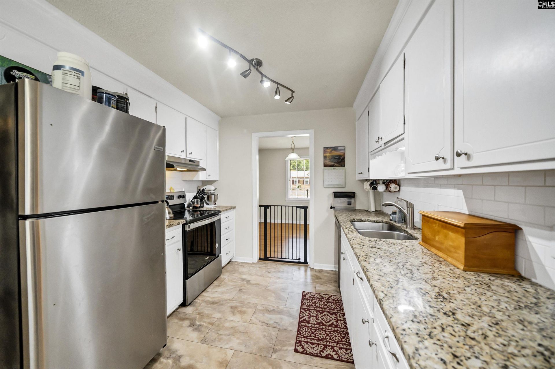2126 Woodtrail Drive  Photo 10