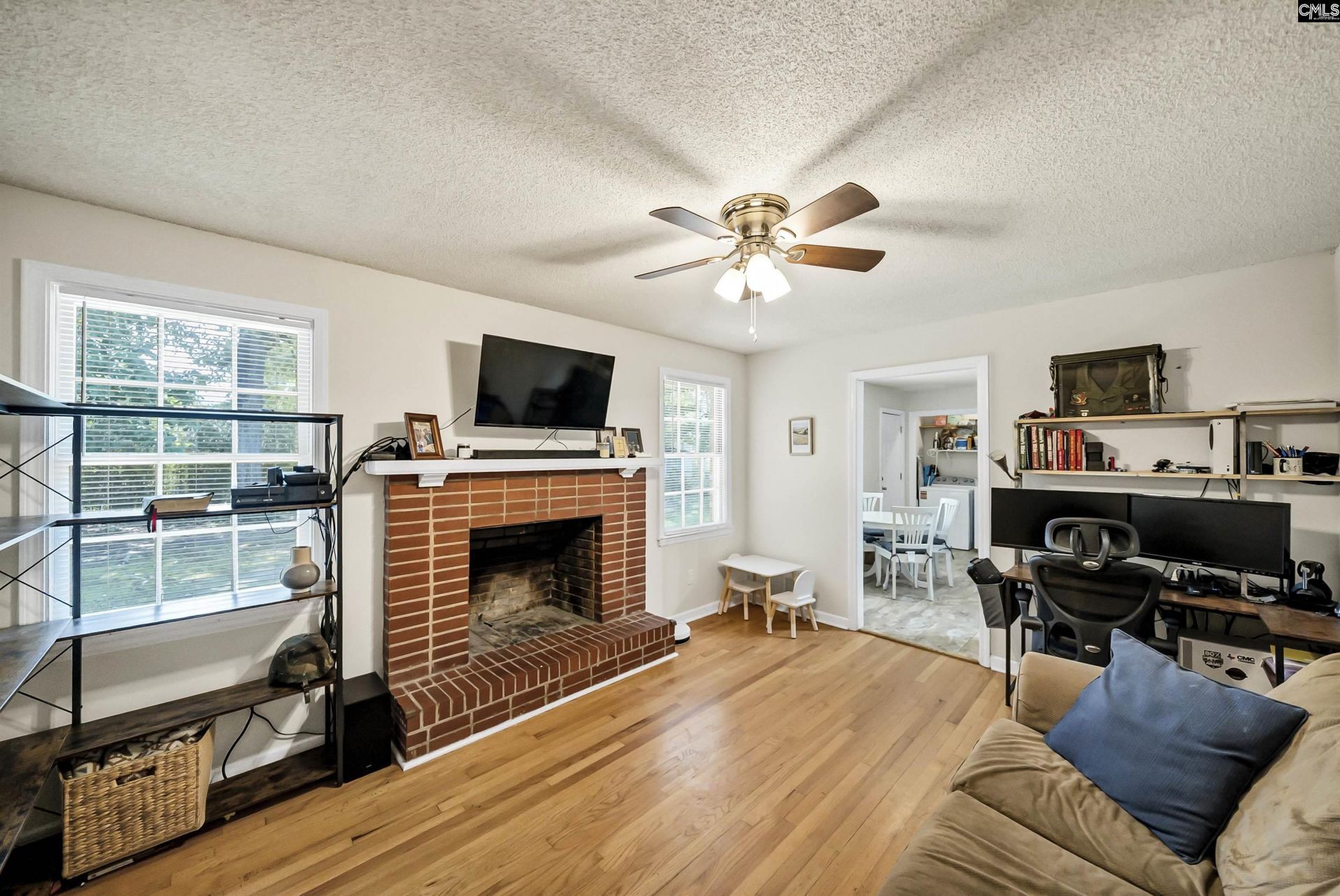 2126 Woodtrail Drive  Photo 14